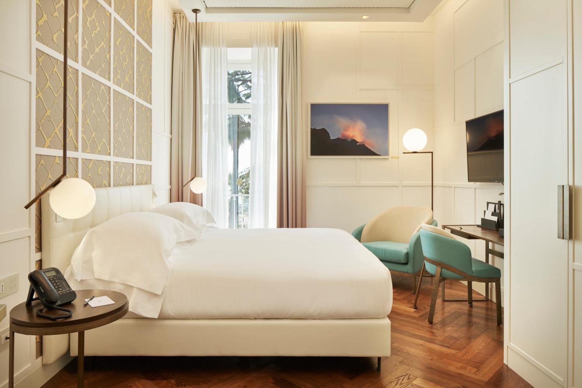 Отель De Bonart Naples, Curio Collection By Hilton Экстерьер фото